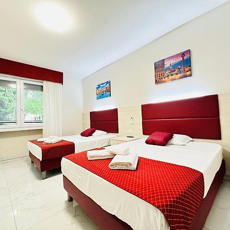 Hotel Dream Hub à Mestre Extérieur photo