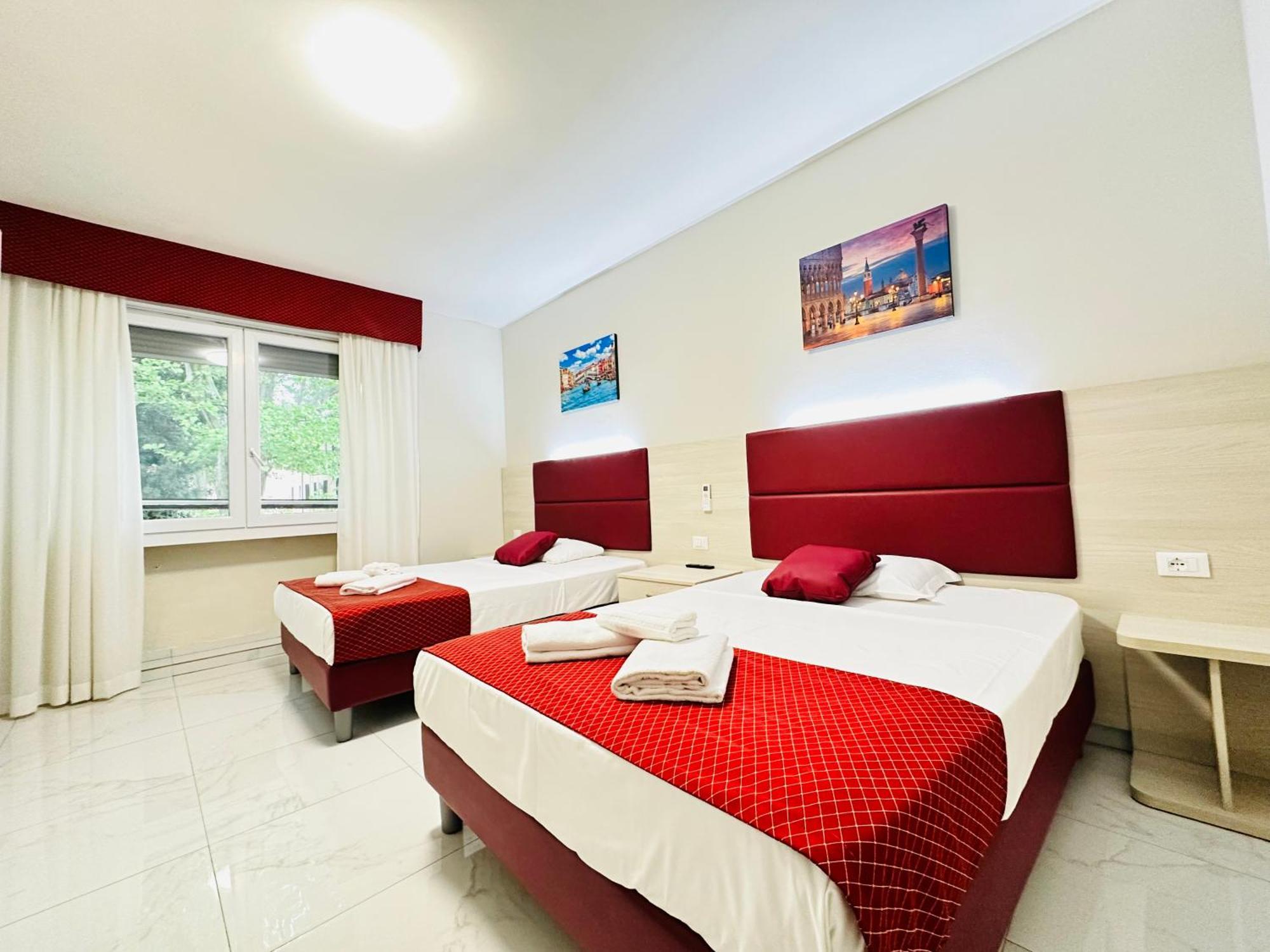 Hotel Dream Hub à Mestre Extérieur photo