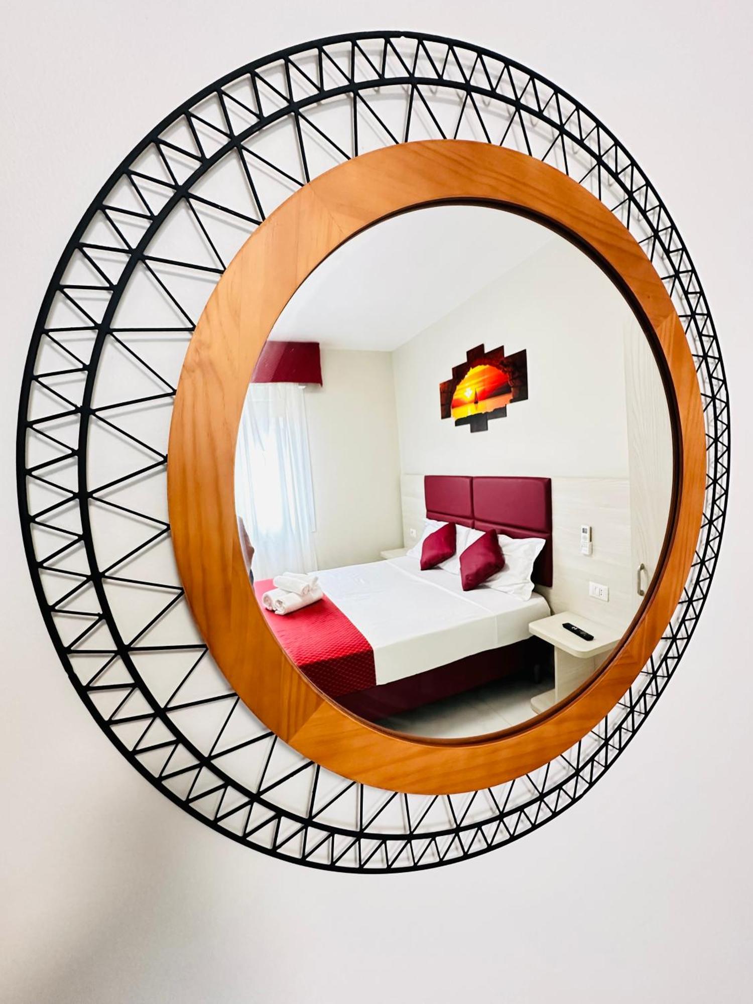 Hotel Dream Hub à Mestre Extérieur photo