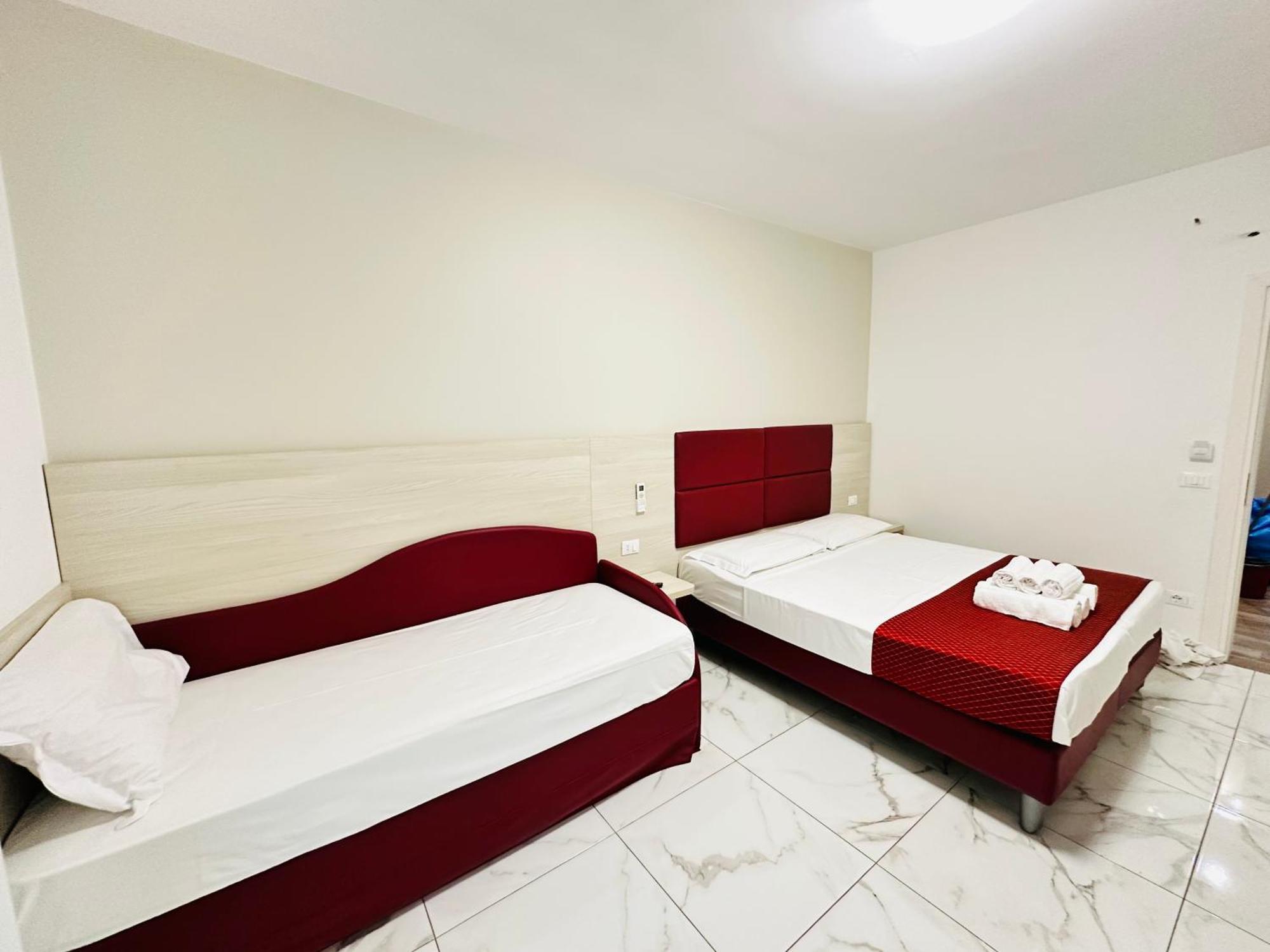 Hotel Dream Hub à Mestre Extérieur photo