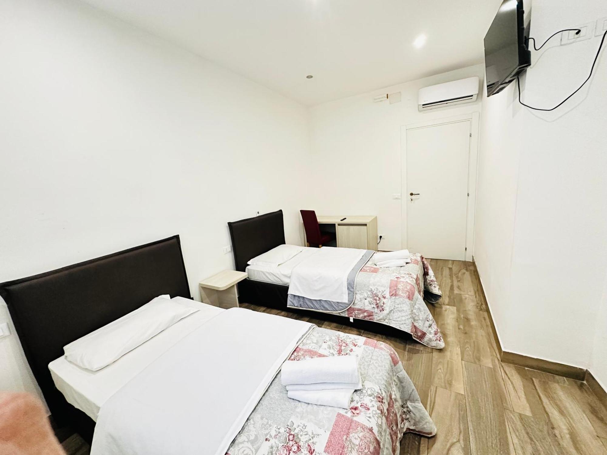 Hotel Dream Hub à Mestre Extérieur photo