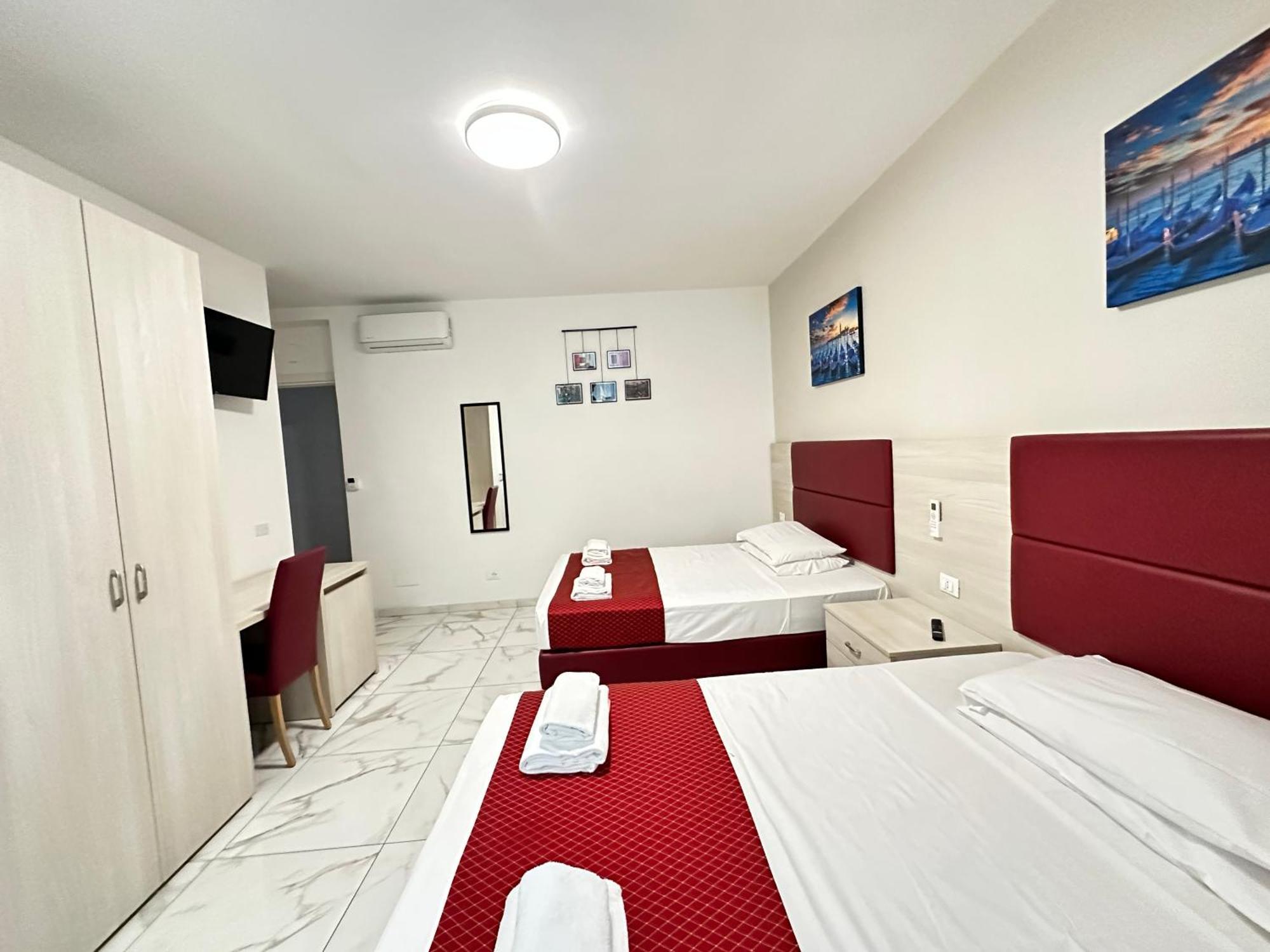 Hotel Dream Hub à Mestre Extérieur photo