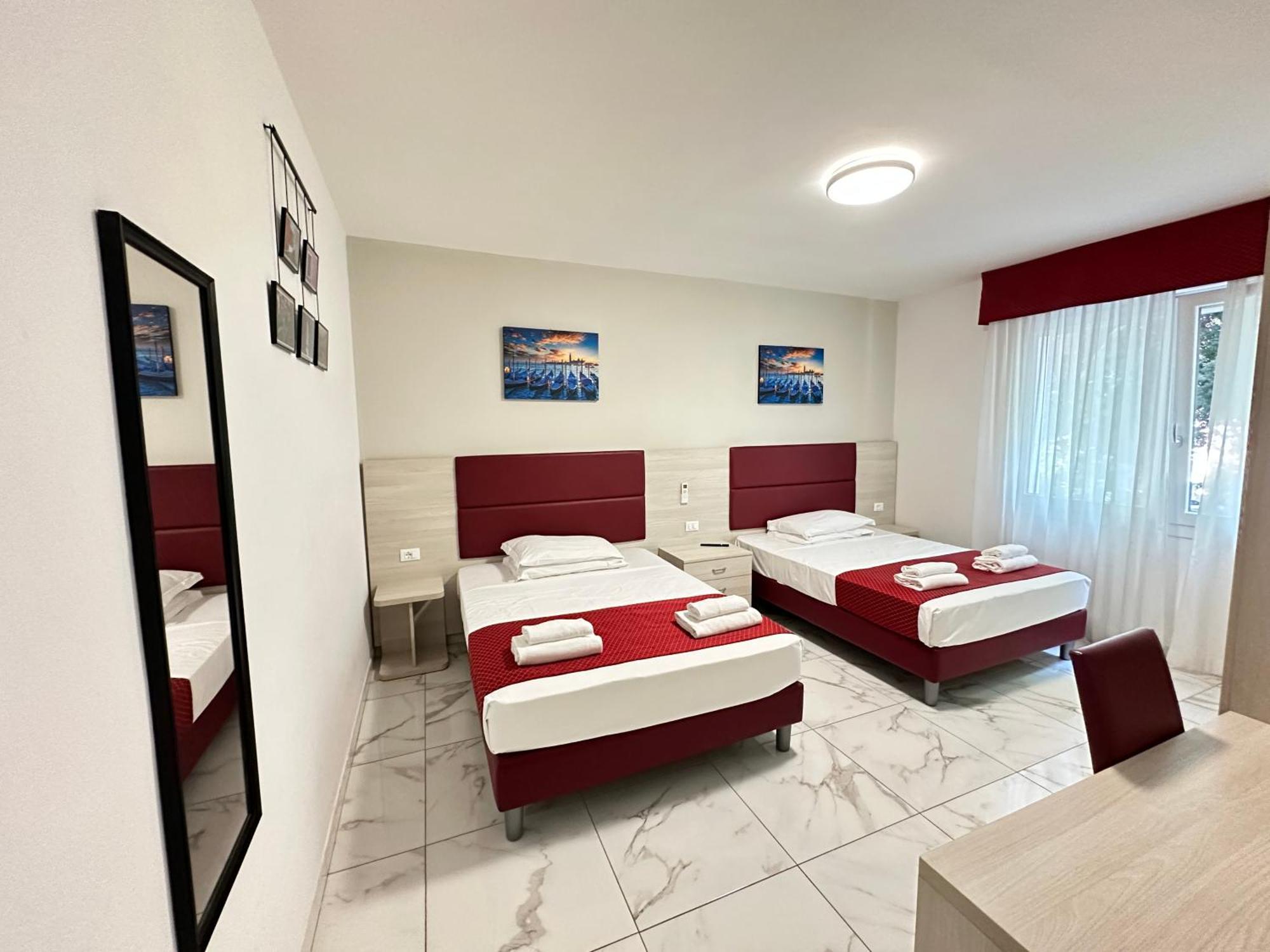 Hotel Dream Hub à Mestre Extérieur photo