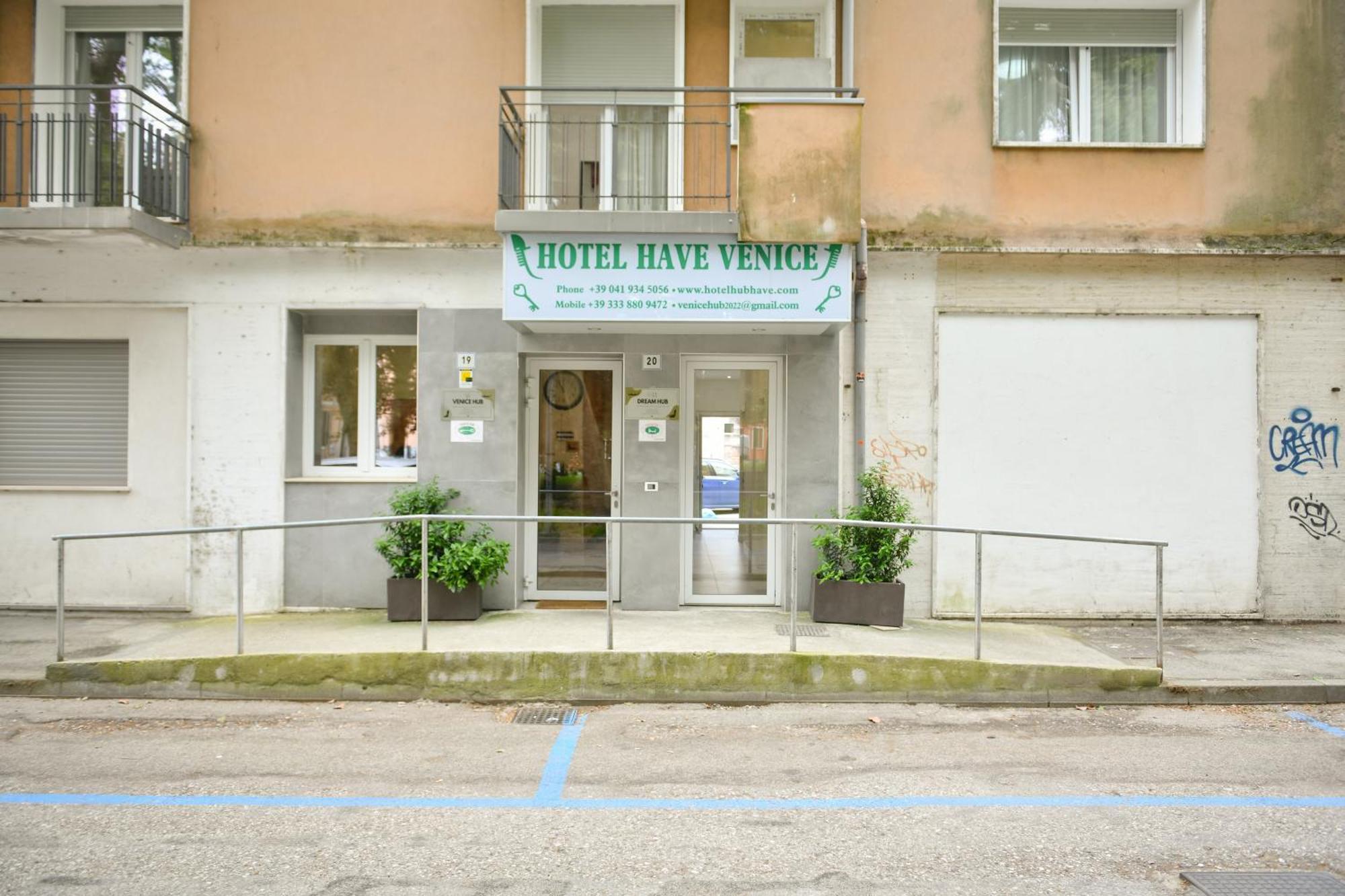Hotel Dream Hub à Mestre Extérieur photo