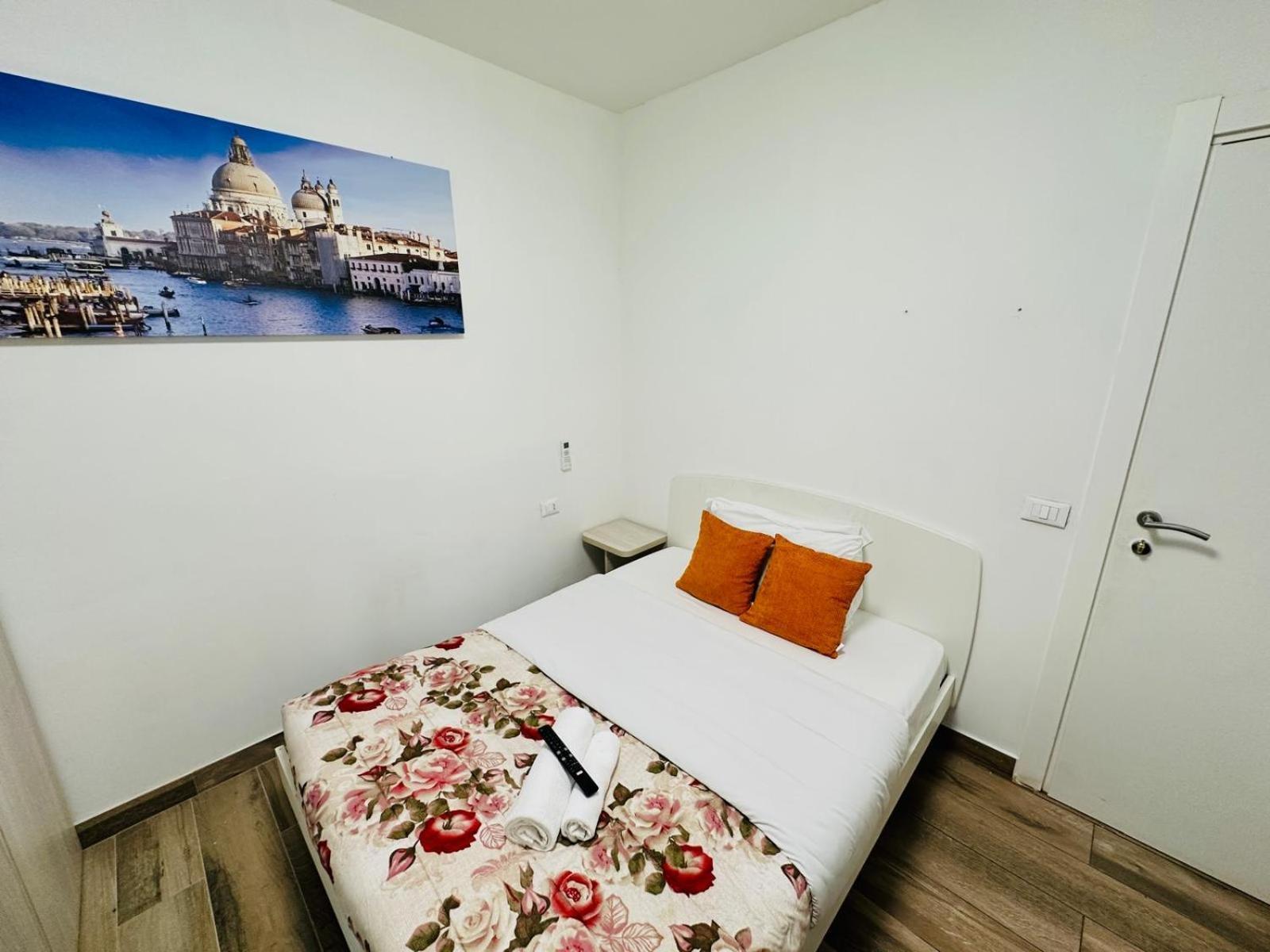 Hotel Dream Hub à Mestre Extérieur photo